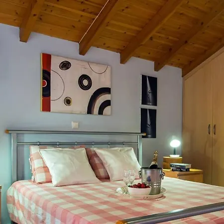 Maistro House Nyaraló *